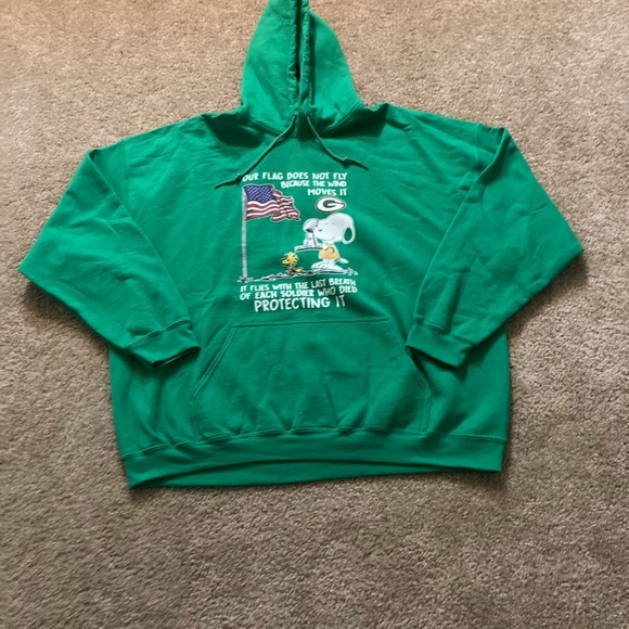 Gildan Other - Green Bay Packer/Snoopy Patriotic Hoodie
